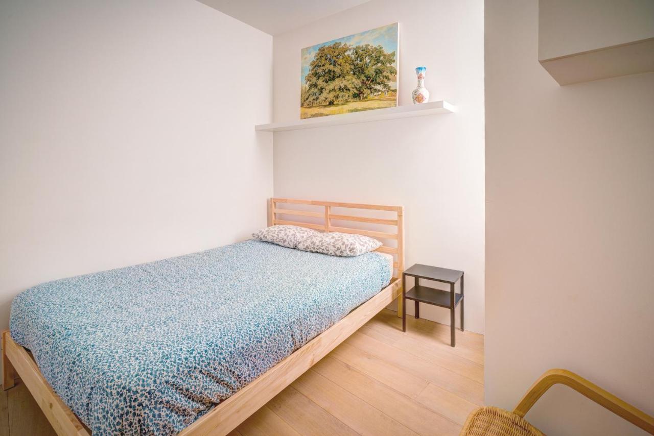 Spacious In The Heart Of Apartment *